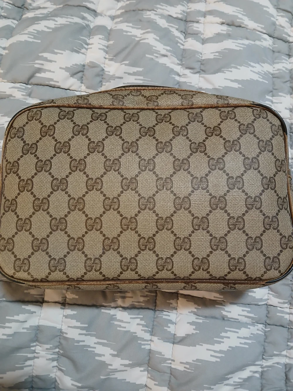 Gucci Tan Brown GG Supreme Canvas  Toiletry Case